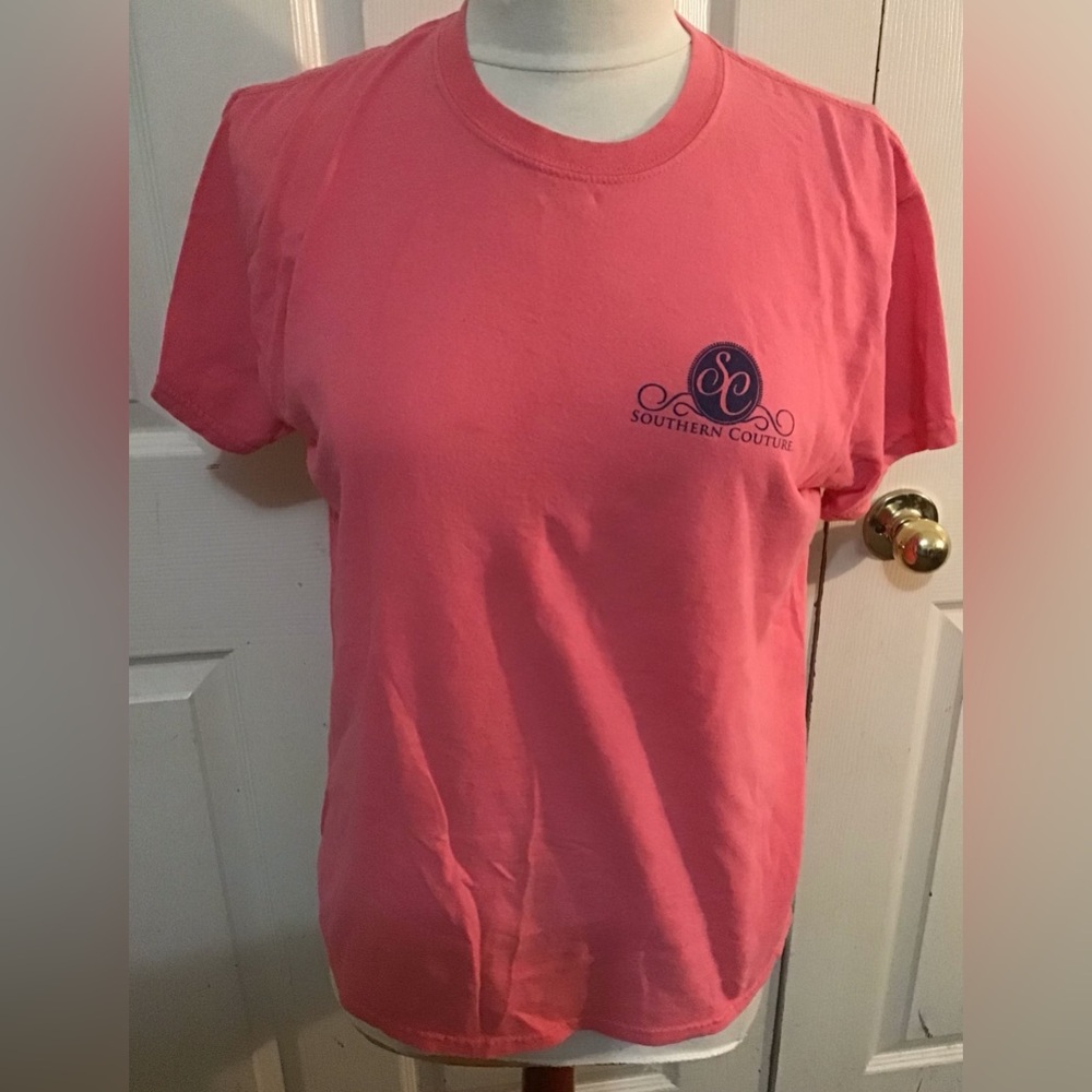 Gildan Southern Couture medium short sleeve tshirt size medium